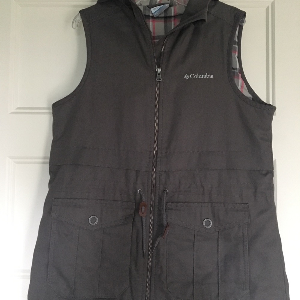 Women’s Columbia vest